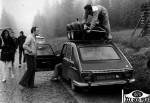 Serwis fabryczny Renault A.D. 1970 - przed autem inż. Hubert Melot, twórca aut rajdowych tej marki